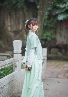 娜娃与扎朵